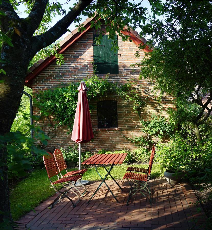 "Haus Auf Dem Berg" Apartment Westensee Exterior photo